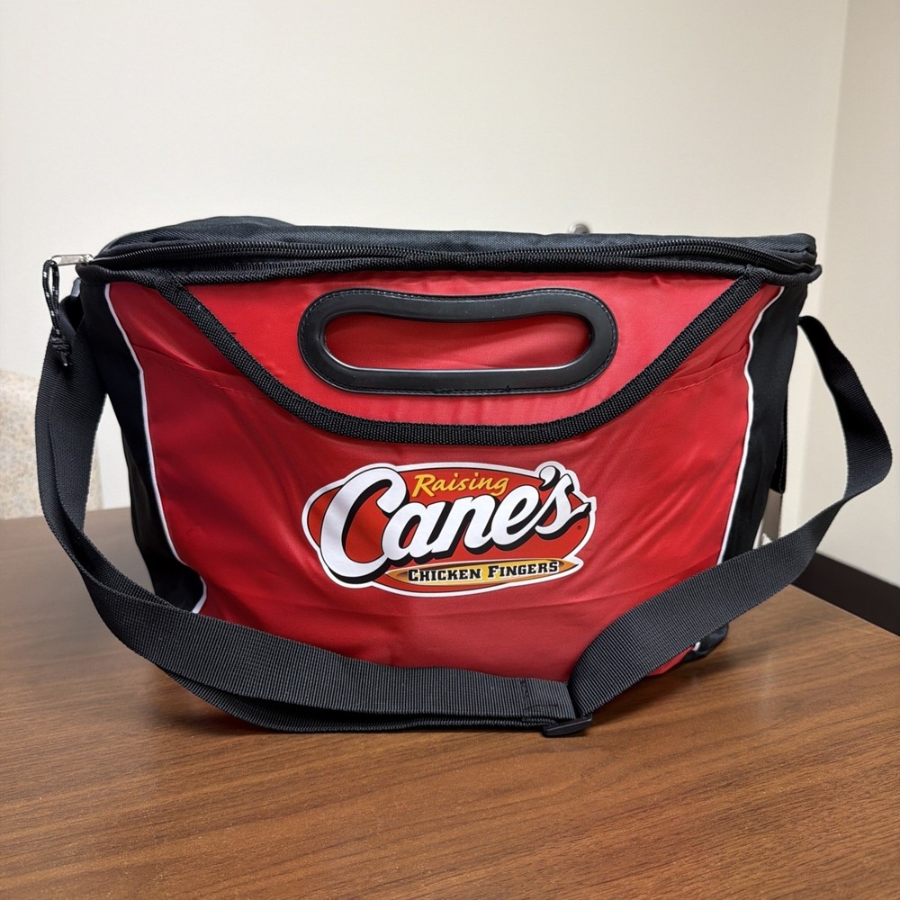 Raising Cane's Chicken Fingers Insulated Cooler Bag W/ Strap Red‎